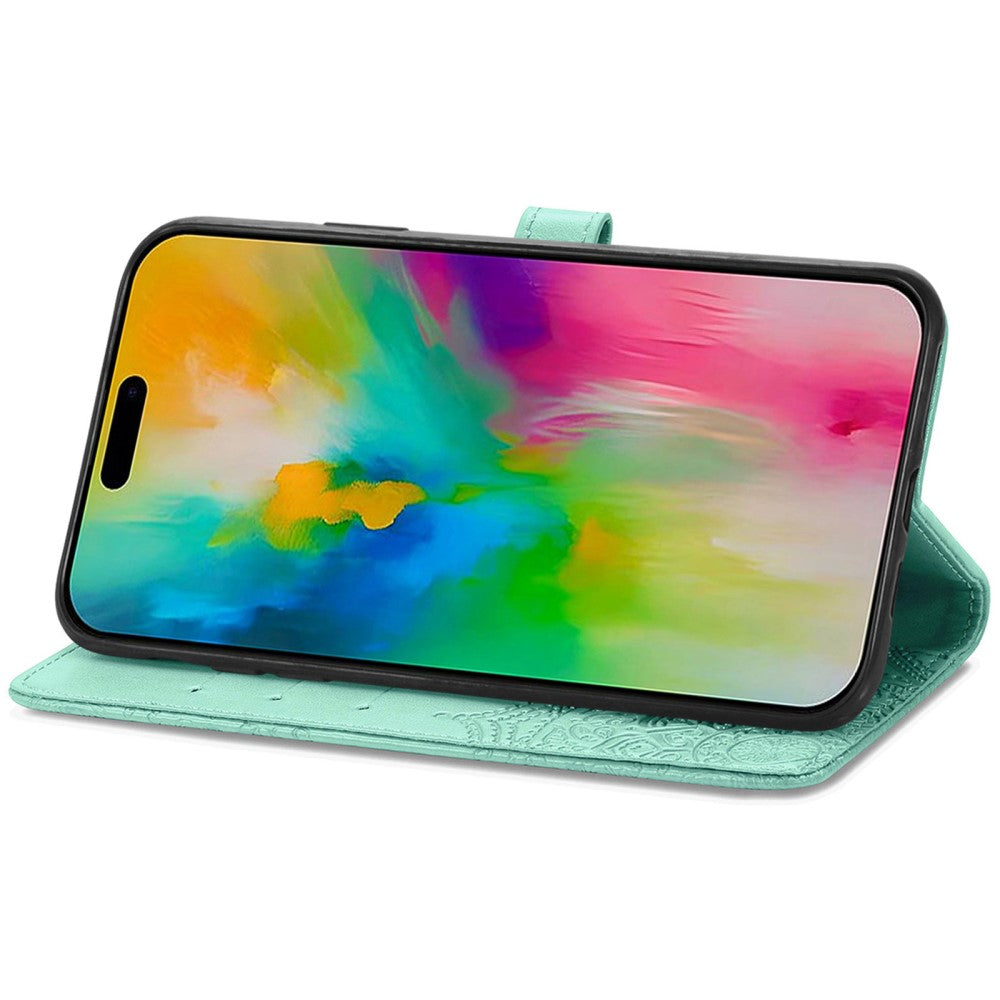 Mandala iPhone 16 leather case - Mint Green