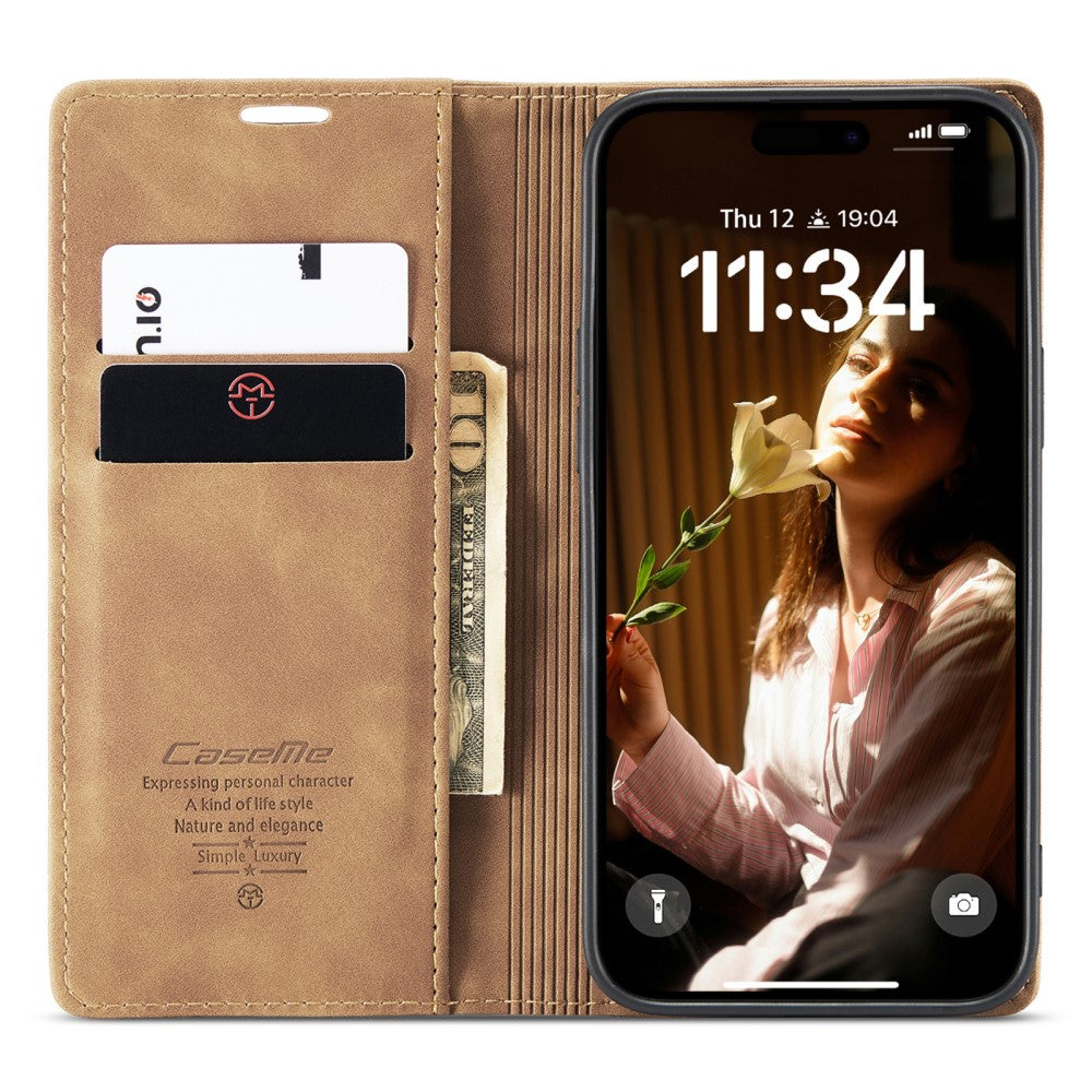 CaseMe iPhone 16 vintage case - Brown