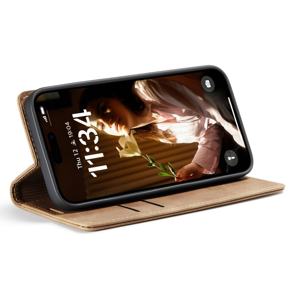 CaseMe iPhone 16 vintage case - Brown