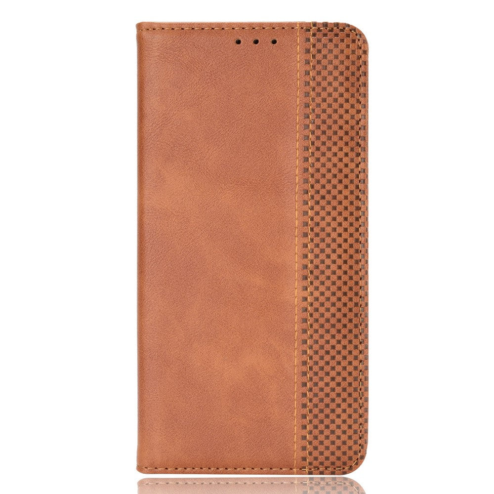Bofink Vintage iPhone 16 leather case - Brown