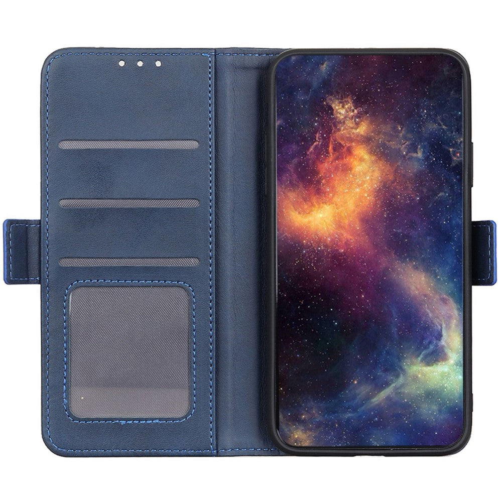 Wallet-style iPhone 16 leather case - Blue