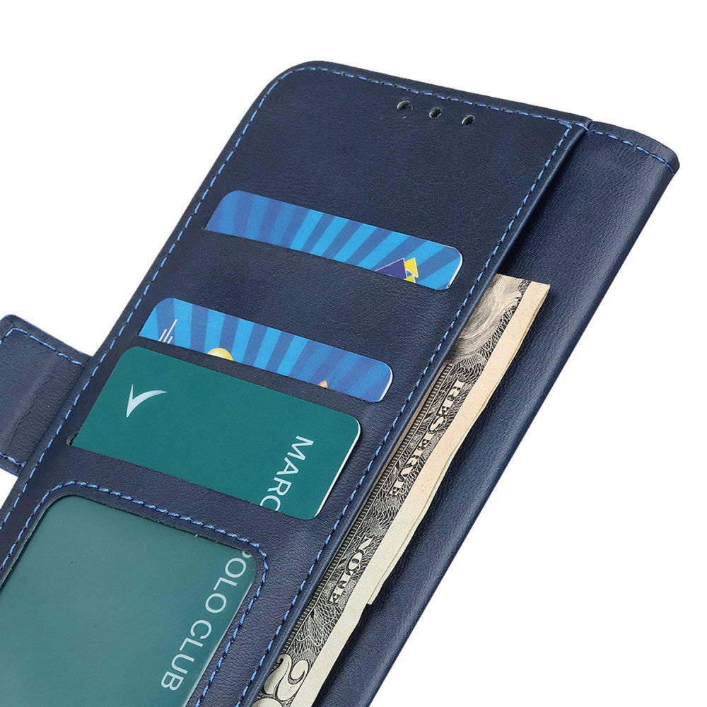 Wallet-style iPhone 16 leather case - Blue