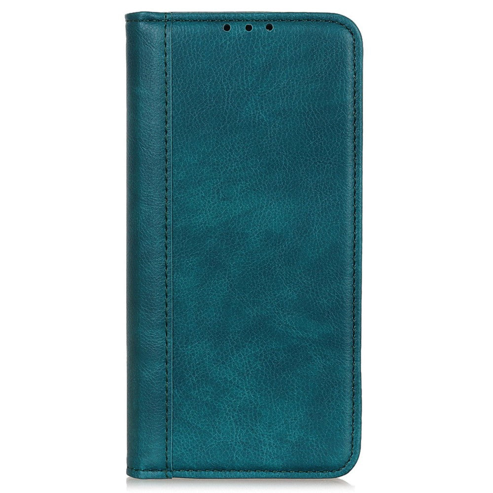 iPhone 16 genuine leather case with magnetic closure - Green